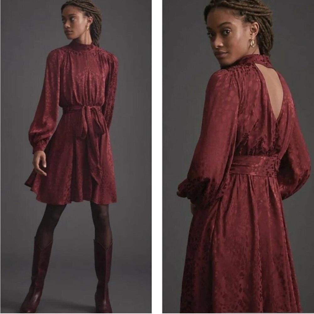 Vintage-Inspired Burgundy Long-Sleeve Tie-Waist Dress